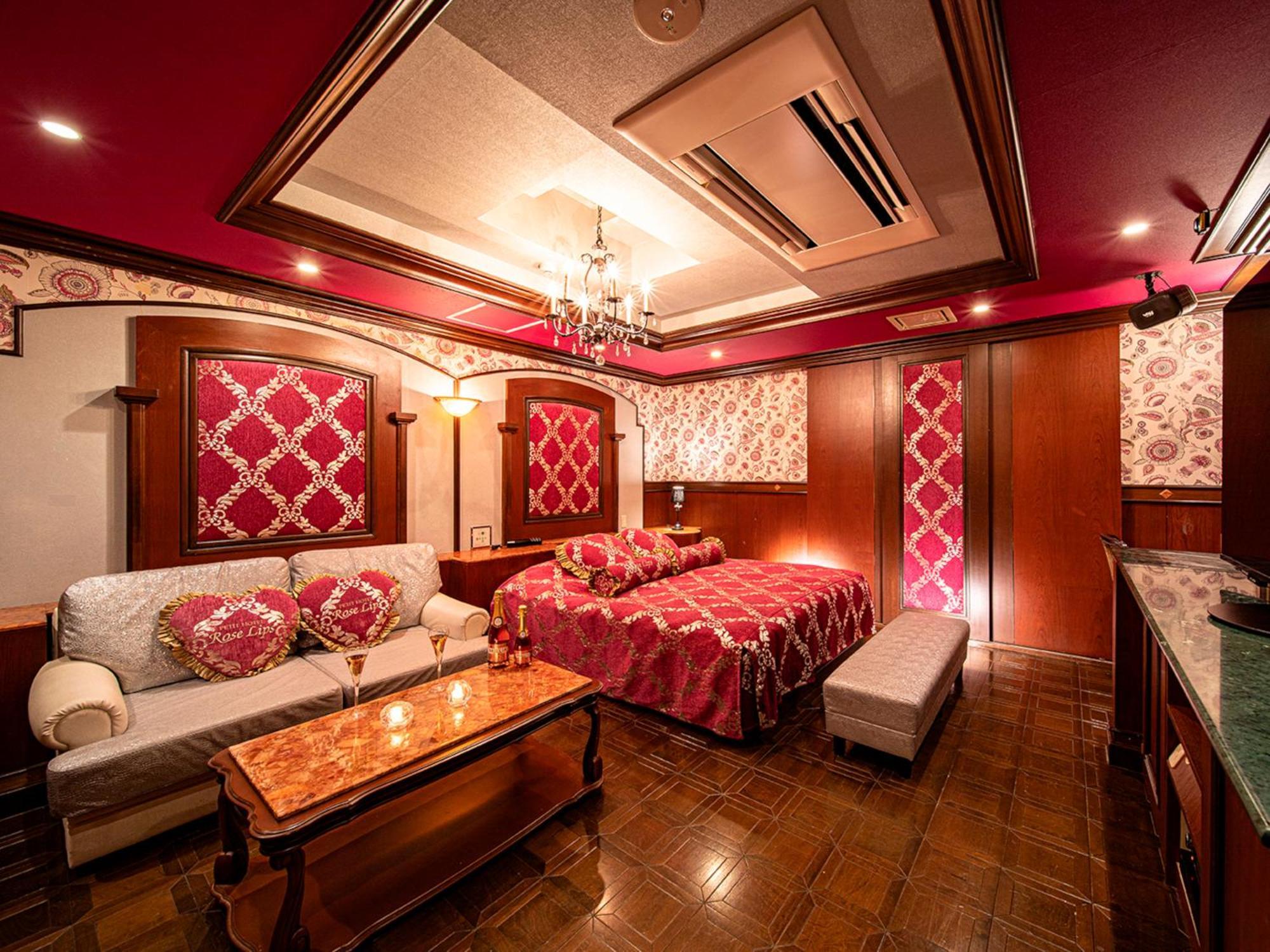Roselips Tsuruhashi ローズリップス鶴橋 Hotel Osaka Exterior photo