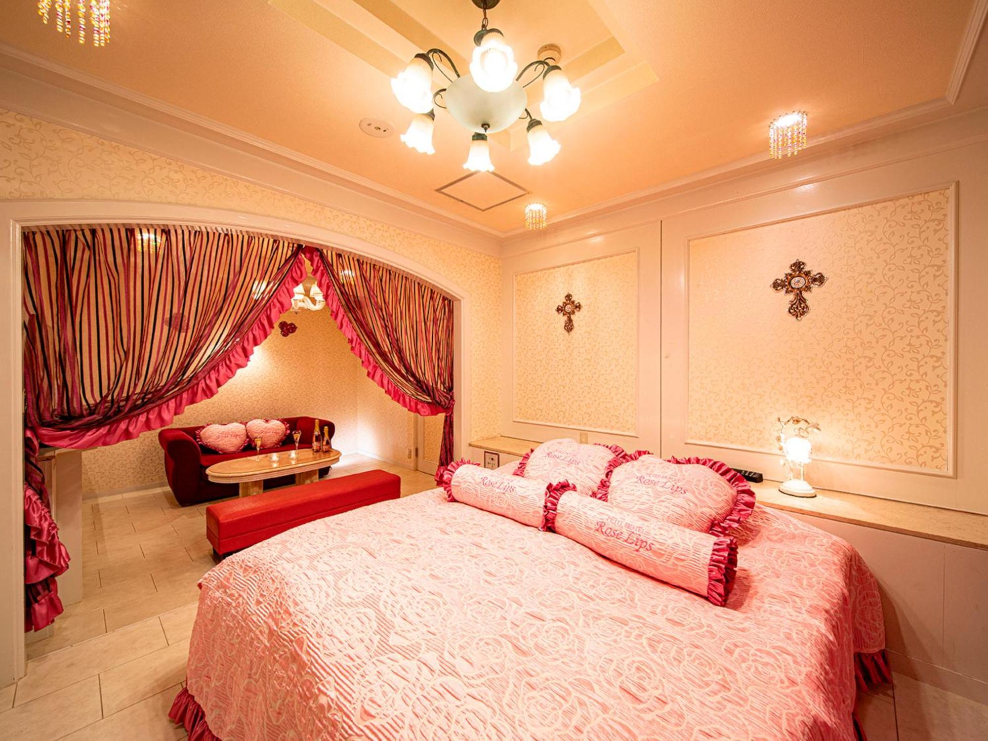 Roselips Tsuruhashi ローズリップス鶴橋 Hotel Osaka Exterior photo